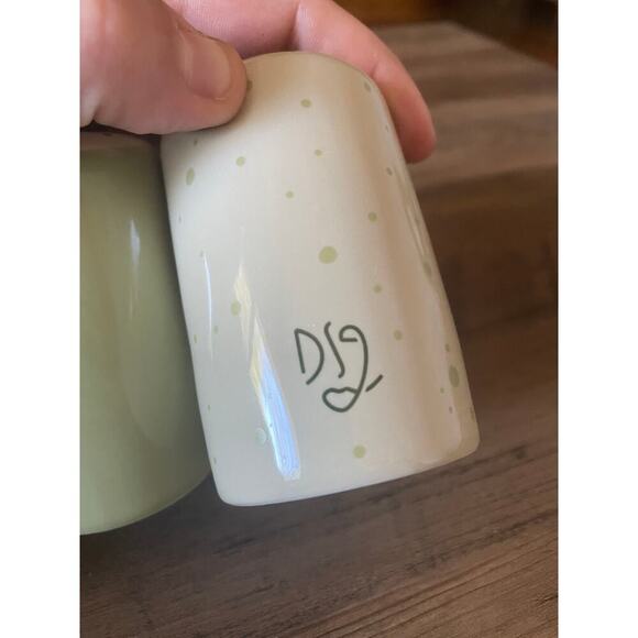 6/$25 NWOT Darling Spring Salt and Pepper Shaker Set - Picture 5 of 5